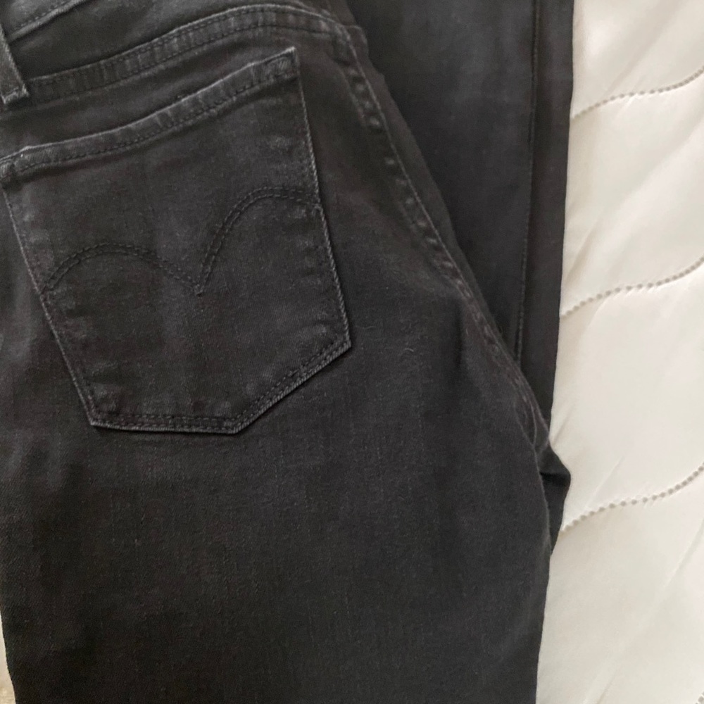 Levi skinny jeans